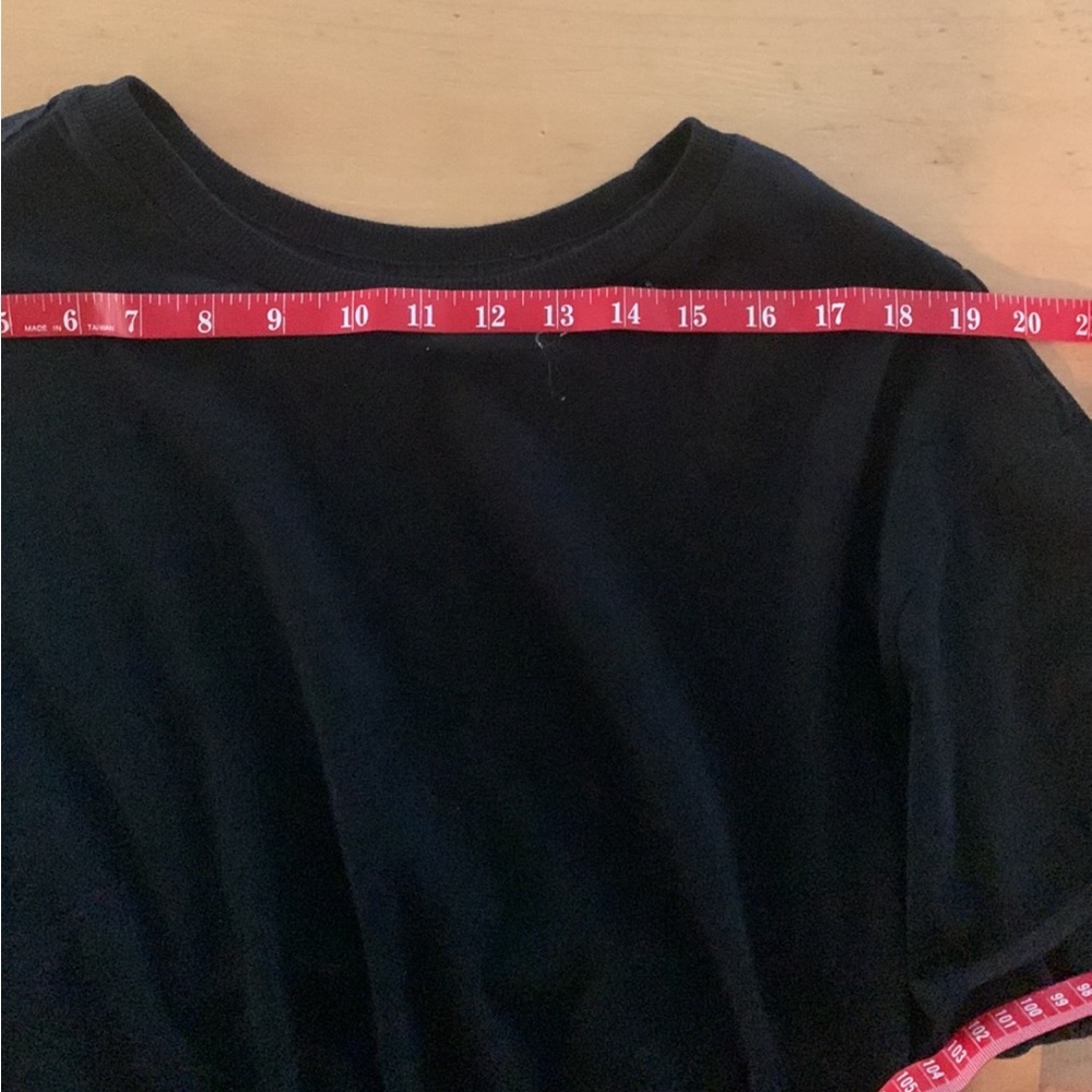 Cropped tee - Picture 6 of 10